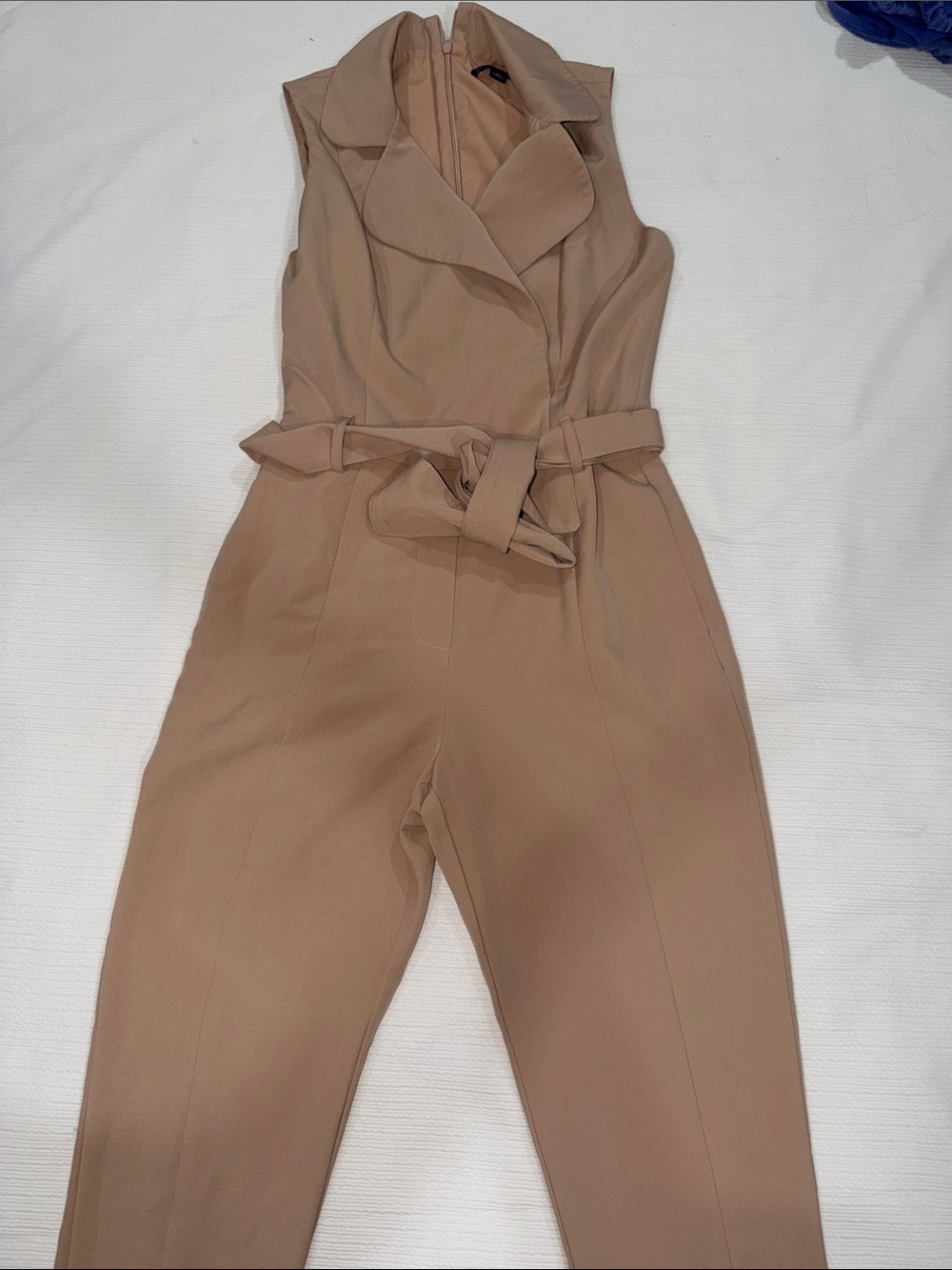 Black Halo Sleeveless Jumpsuit size 2